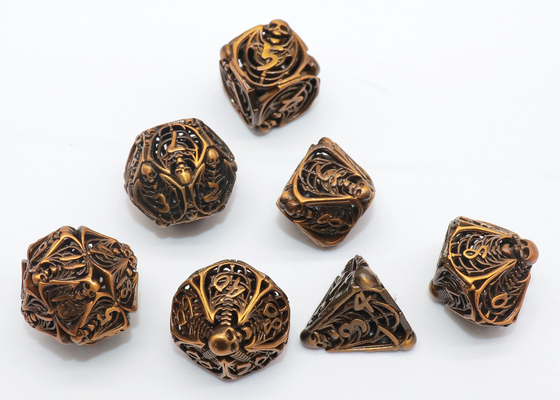 GST-Gold überzog Mini Polyhedral Dice Portable Exquisite-Schnitzen