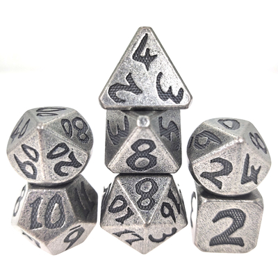 Würfel stellen für DND ein, oder RPG würfeln gesetzte Hand schnitzte leichtes Luxusmetall