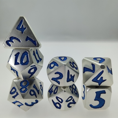 Tragbare handgegossene RPG-Würfel, handpoliert, verschleißfest, polyedrisch, 7 Würfel