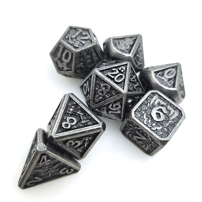 Anti-Verschleiß-stabiles Metall-RPG-Würfel-Cuprum-Polyeder-Würfel-Set in Schwarz und Weiß