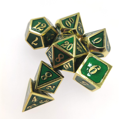 Vergoldetes grünes Metallic-Spielwürfel-Set aus Metall, poliert, für Tischspiele, 7-teilig
