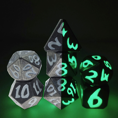 Geschenkbox-Verpackenwürfel stellten Vielzweckrollenspiel-Würfel vielflächig ein