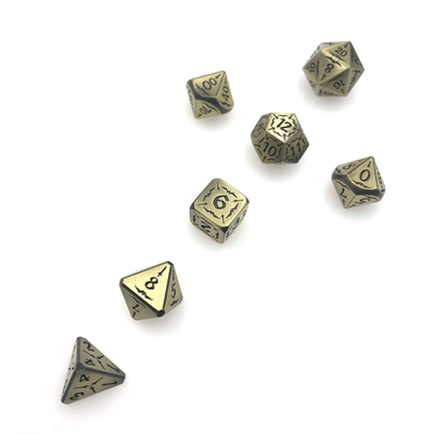 Handgeschnitztes schwarzes D4-Würfelset aus Metall, polyedrisch, langlebig