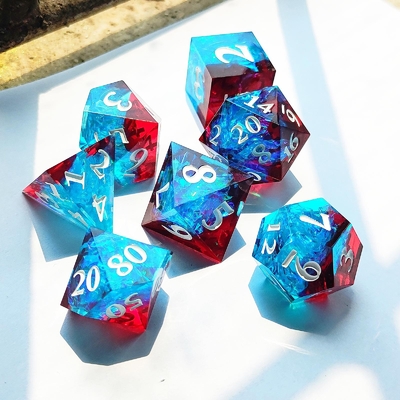 Mehrfarbige Resinwürfel DND#RPG Rot und Blau Glatte Textur