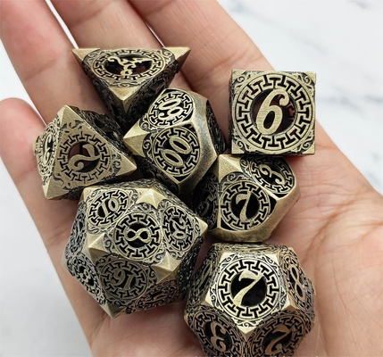 Zurück zum Metall Würfel Set Kusalukono Multi-Facial COC DND RPG Würfel