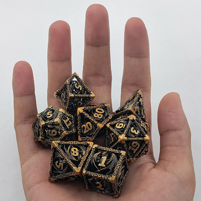 Hohl Multi-Face Metall Würfel Set D20 Scharfschnitt Fliegender Drache