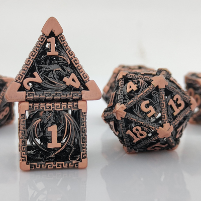 Hohl Multi-Face Metall Würfel Set D20 Scharfschnitt Fliegender Drache
