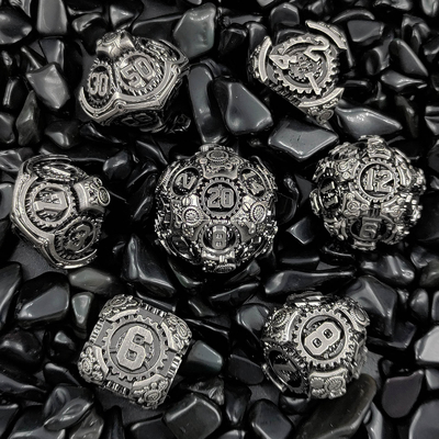 Metal Gear Würfel-Set DND Dungeons And Dragons TRPG Mehrseitige Würfel D6 Tisch