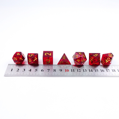 Roter Granatapfel natürliche Harz Würfel Set Desktop-Spiel bevorzugte magische Domäne Abenteuer DND Würfel