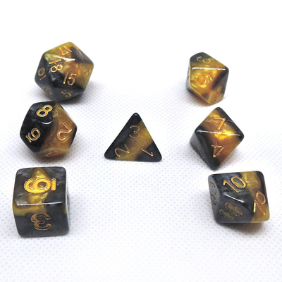Gelb und Schwarz Marmor Harz RPG Würfel Desktop-Spiel Würfel Set