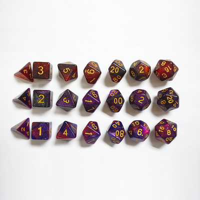 Rote, lila und schwarze dreifarbige Harz Würfel Suite Drache und Dungeon Dnd Würfel