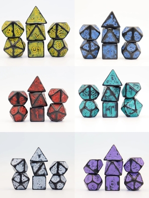 Antike alte schwarze Rücken rotes Harz Charakter Spielen Brettspiel Würfel Set DND Würfel