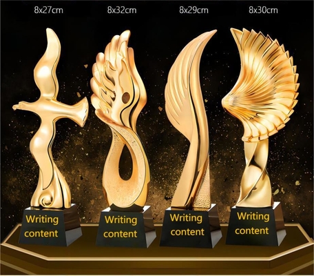 Trophäen aus Harz, Gold oder Silber beschichtet