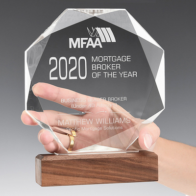 Holz-Basis Custom Harz Trophäen Personalisierte Kristall Trophäen