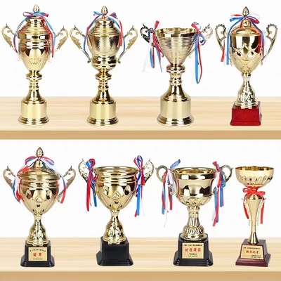 Besonderes Trophäenbecher aus Metall 32 cm hoch und zerreißfest
