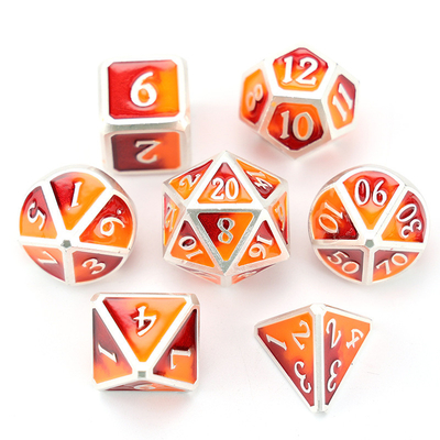 Individuell angepasste Metall-DND-Dätzensatz mit Silberzahlen, verwendet für das Schachspiel D &amp; D