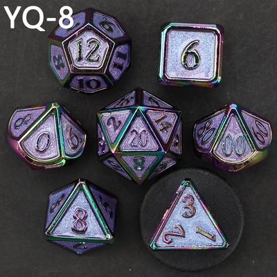 Individuell angepasste Metall-DND-Dätzensatz mit Silberzahlen, verwendet für das Schachspiel D &amp; D