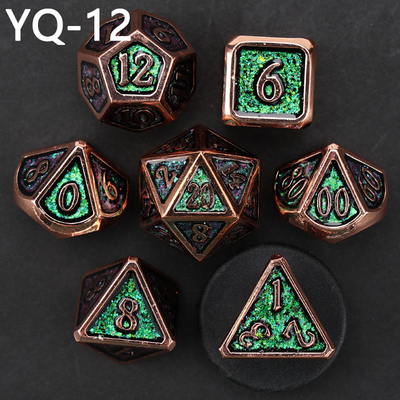 Individuell angepasste Metall-DND-Dätzensatz mit Silberzahlen, verwendet für das Schachspiel D &amp; D