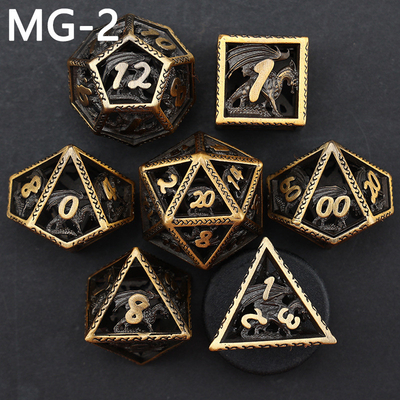 Hohles Metallwürfel-Set Polyeder benutzerdefiniertes Würfel-Drachen- und Drachenwürfel-Tischspiel
