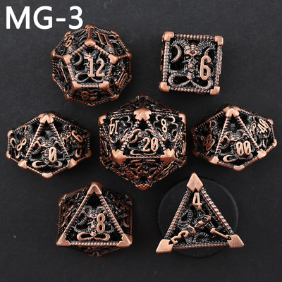 Hohles Metallwürfel-Set Polyeder benutzerdefiniertes Würfel-Drachen- und Drachenwürfel-Tischspiel