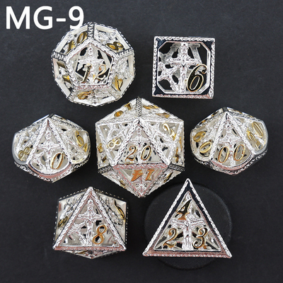 Hohles Metallwürfel-Set Polyeder benutzerdefiniertes Würfel-Drachen- und Drachenwürfel-Tischspiel