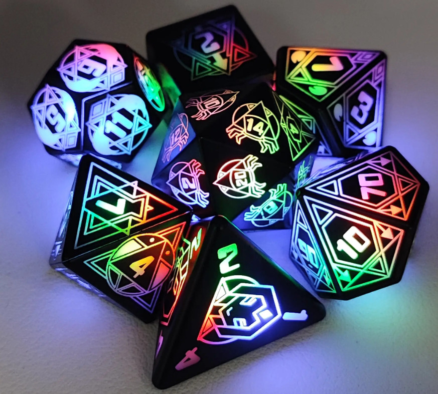 Licht auf DND Würfel wiederaufladbar mit Ladebox 7 PCS LED Elektronische Würfel für Tisch
